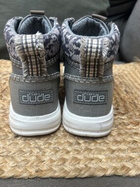 Hey Dude Kids' Gray Textured High-Top Sneakers with Patterned Collar